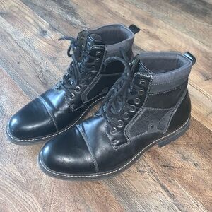 Sonoma black lace up boots size 10 1/2 med